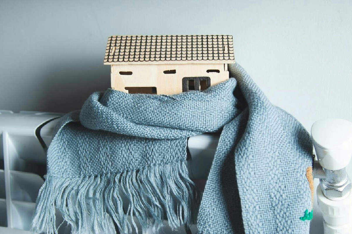 Come aumentare di 3 gradi la temperatura in casa senza accendere i termosifoni con i trucchi degli hotel