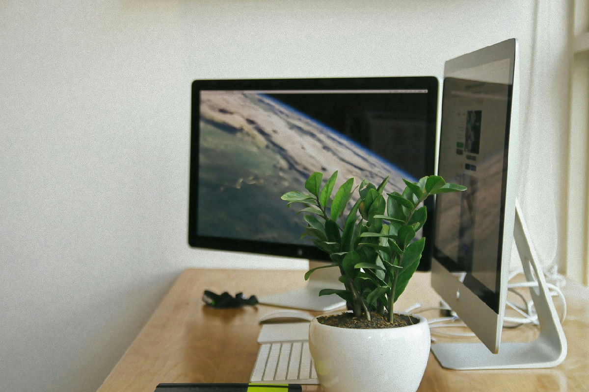 Monitor e computer in offerta: tecnologia di qualità a prezzi mai così convenienti